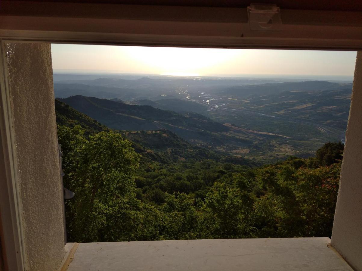 Apartmán La Casa Dei Panorami Di Colobraro Exteriér fotografie