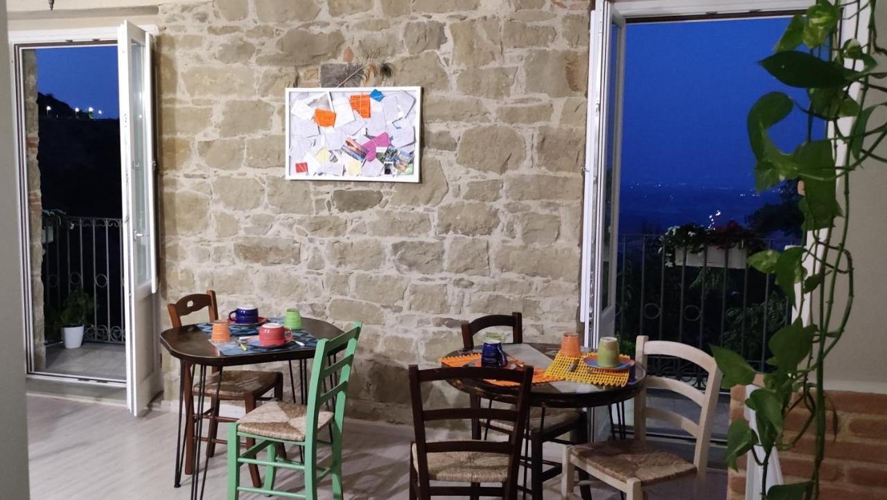 Apartmán La Casa Dei Panorami Di Colobraro Exteriér fotografie
