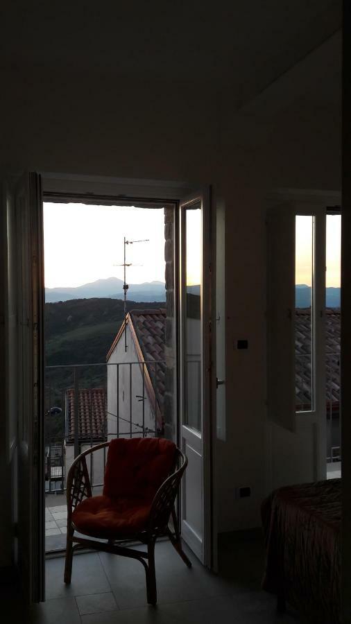 Apartmán La Casa Dei Panorami Di Colobraro Exteriér fotografie